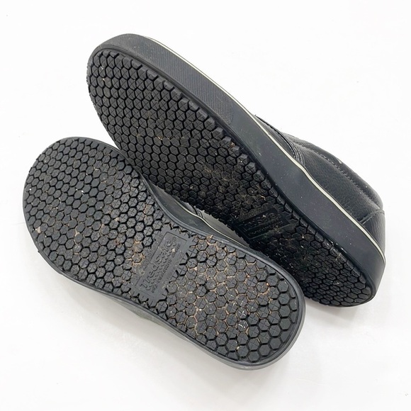 Tredsafe Unisex Ric Slip Resistant Shoes in Black - Picture 9 of 10